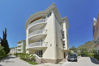 Рыбачье: Гостевой дом LoungeHotelCream