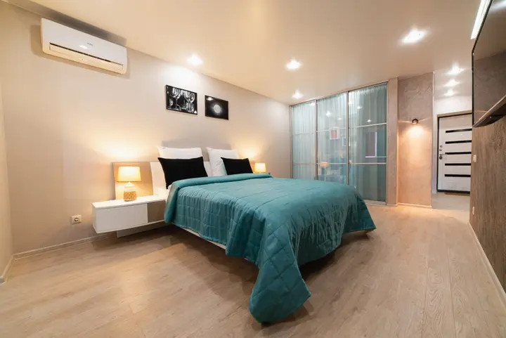 Саратов: Апартаменты Loft Apartment/26A Odesskaya