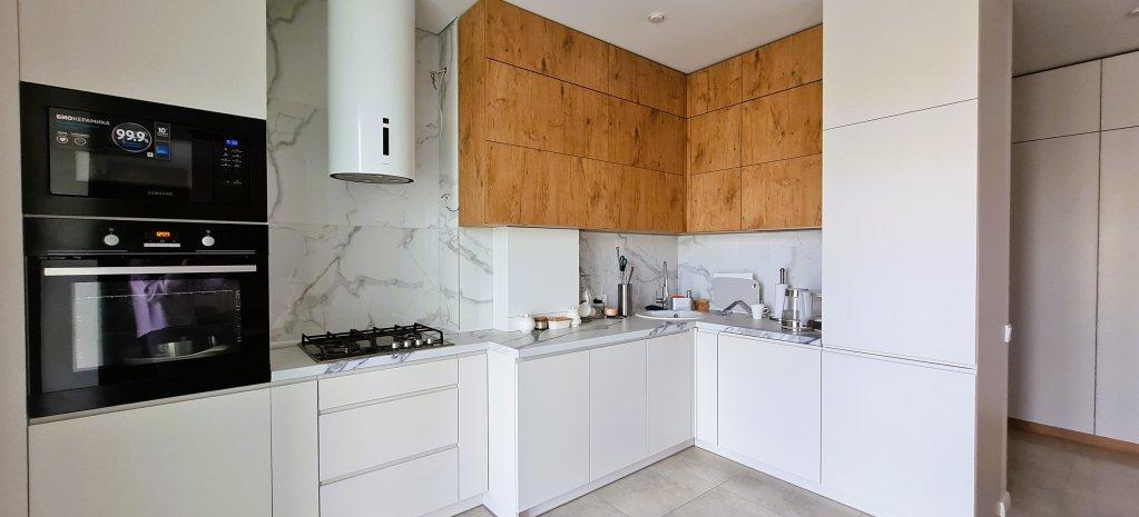 carousel image 2