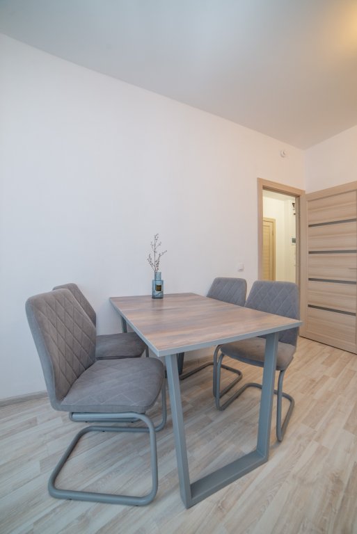 Екатеринбург: Апартаменты Космонавтов 26A