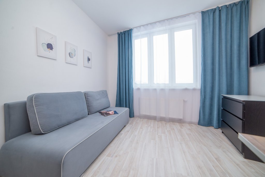 Екатеринбург: Апартаменты Космонавтов 26A