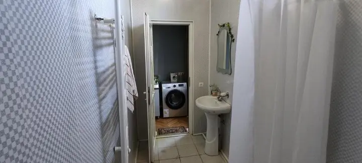 Зугдиди: Guest House Tall Rooms