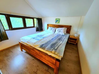 Шекветили: House & Yard Sesil XL