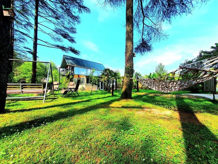 Шекветили: House & Yard Sesil S 70m to beach