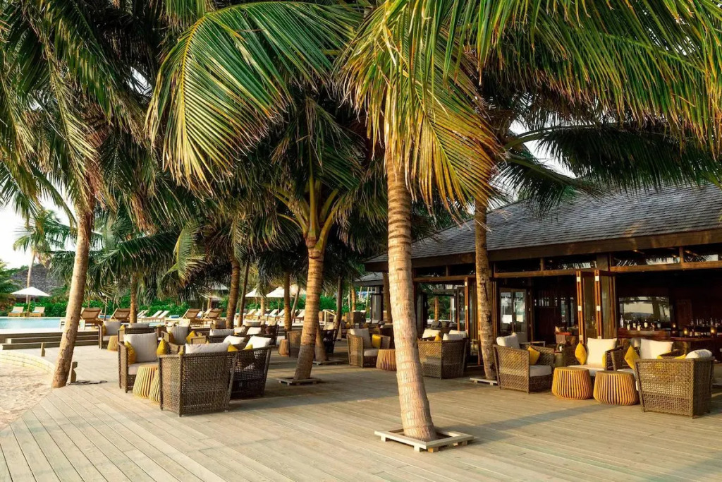 Атолл Лхавийани: Курорт Jawakara Islands Maldives
