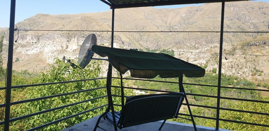 Вардзиа: Hotel Vardzia Terrace