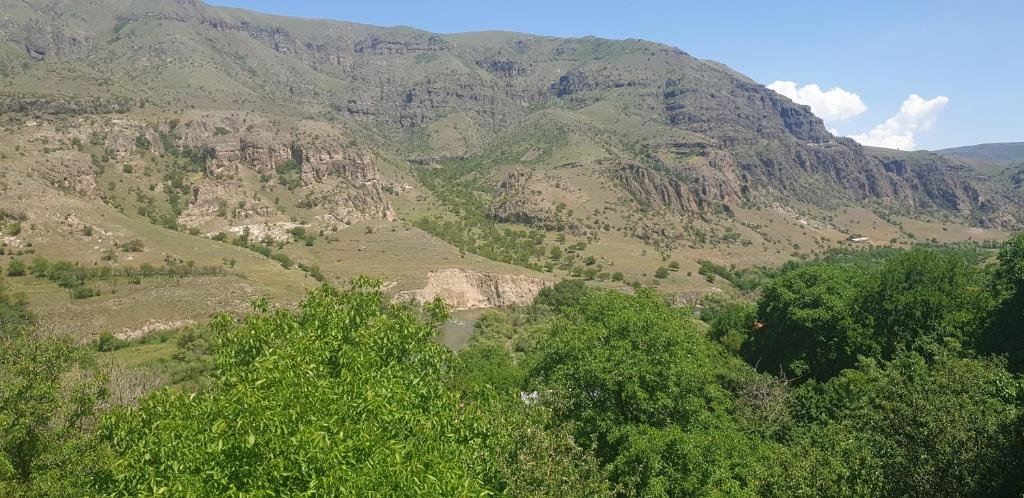 Вардзиа: Hotel Vardzia Terrace