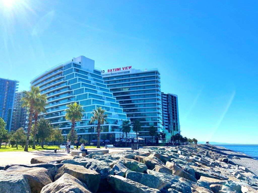 Батуми: Апартаменты на берегу моря, Batumi View
