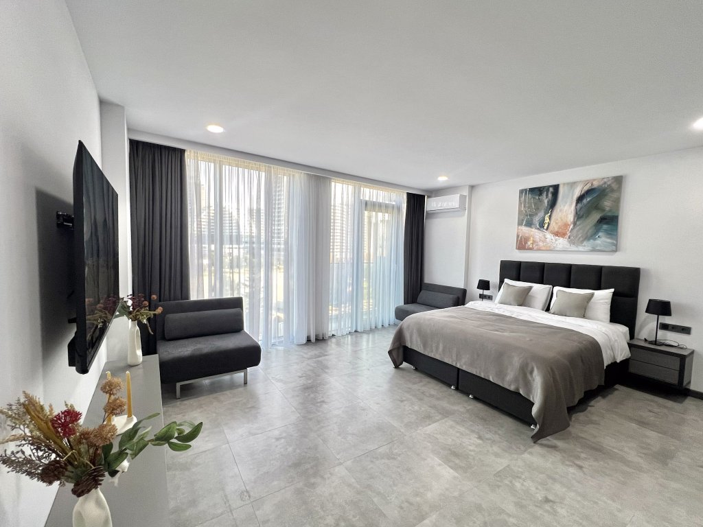 Батуми: Апартаменты на берегу моря, Batumi View