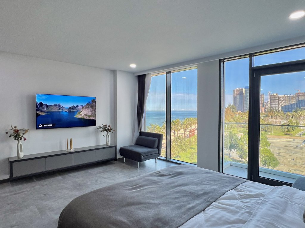 Батуми: Апартаменты на берегу моря, Batumi View