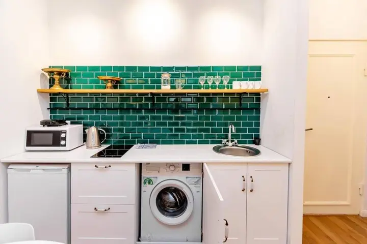 Тбилиси: Unique Beautiful 1br Apt in Historic Tbilisi