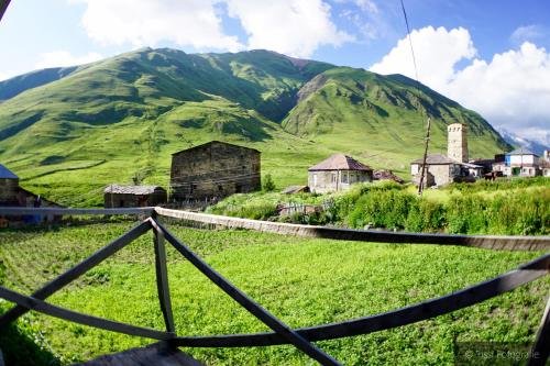 Ушгули: Chvibiani Guesthouse & Bar
