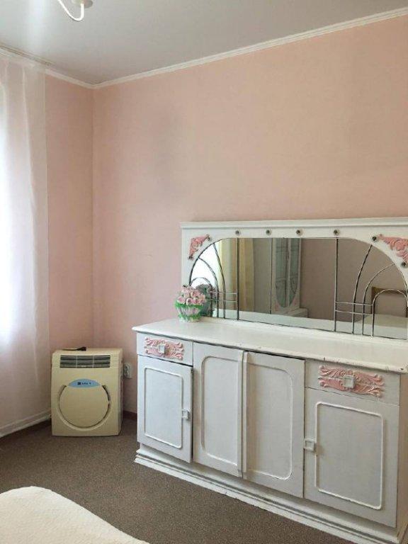 Ейск: Частный дом Уютный дом на берегу детского пляжа свой двор с зоной барбекю