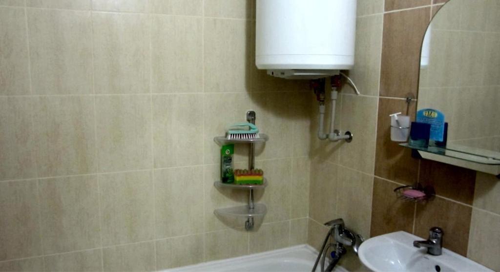 Батуми: 36 Gorgiladze , apt. 34 - 2