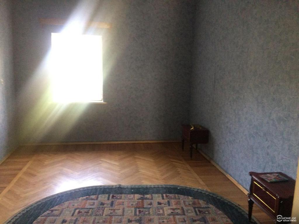 Кутаиси: Ninoshvili Street #44
