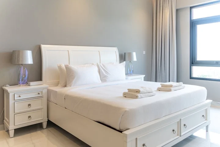 Дубай: Трехкомнатные Апартаменты Luxurious Apartment - Greens