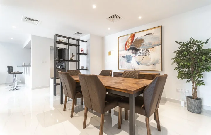 Дубай: Трехкомнатные Апартаменты Luxurious Apartment - Greens