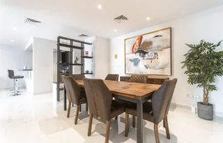 Дубай: Трехкомнатные Апартаменты Luxurious Apartment - Greens