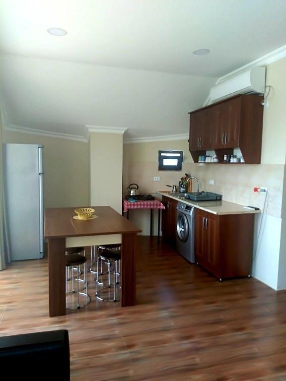 Уреки: Apartment In Ureki