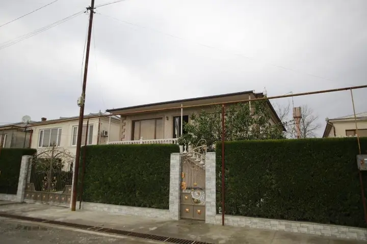 Зугдиди: Guest House Nikola