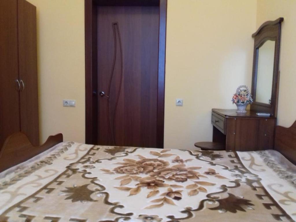 Новый Афон: Guesthouse AzA&Karlen