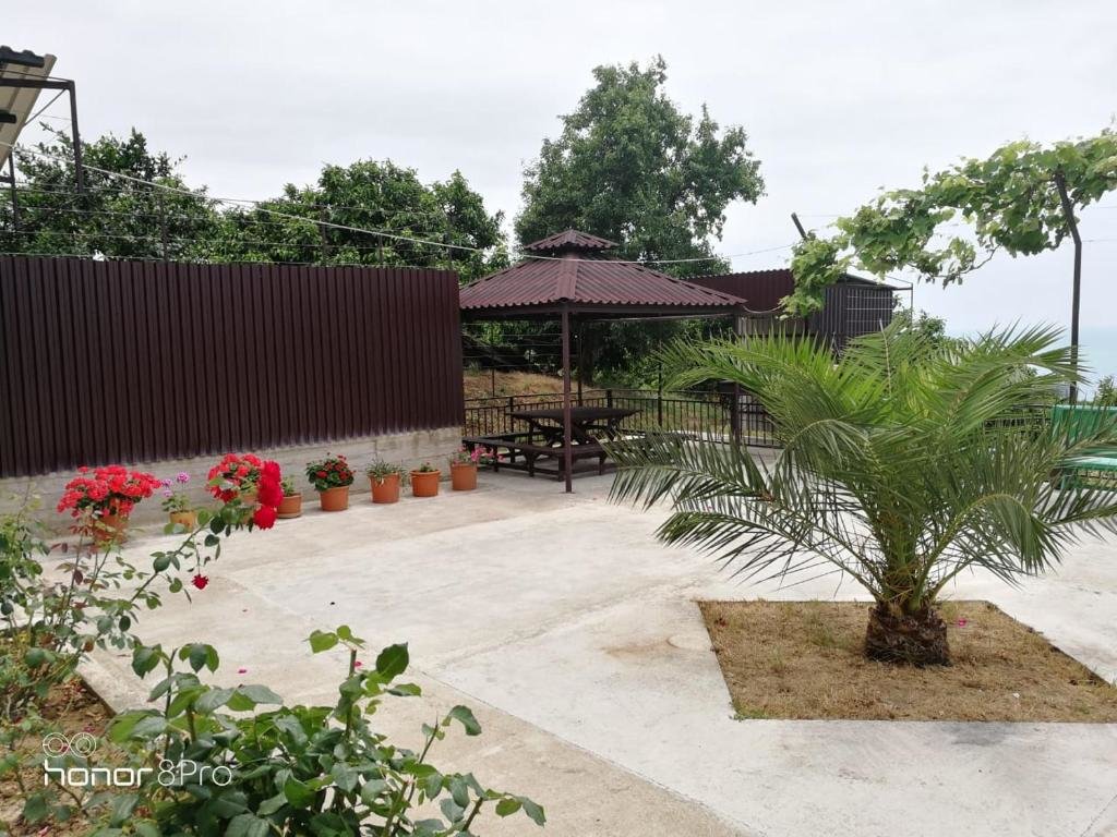 Новый Афон: Guesthouse AzA&Karlen