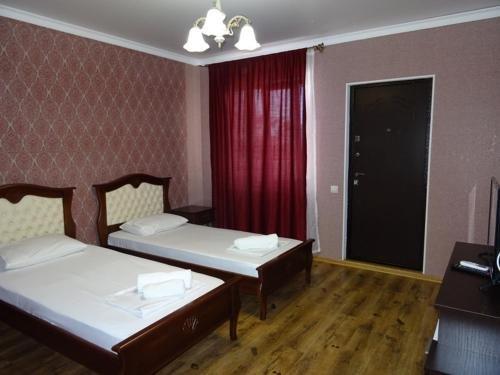 Новый Афон: Guest House Naala