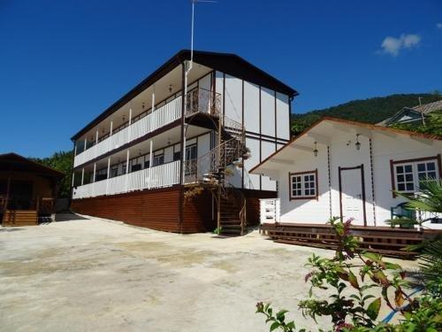 Новый Афон: Guest House Naala