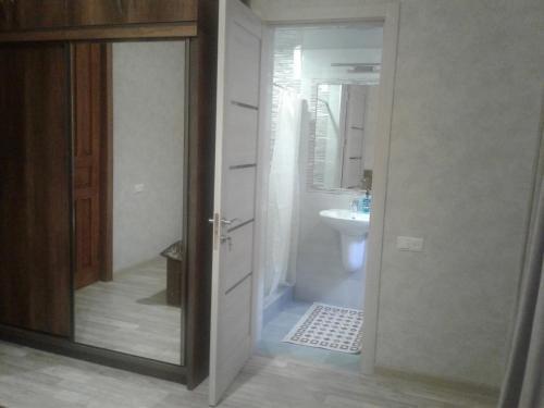 Зугдиди: Guest House Marco