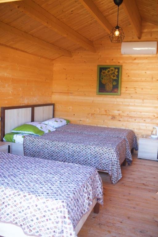 Новый Афон: Гостевой дом Apsar Village