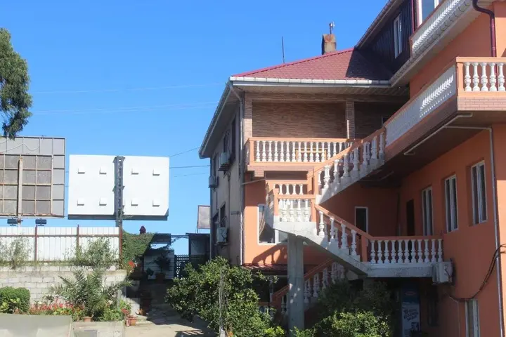 Григолети: Guest House Passiflora პასიფლორა
