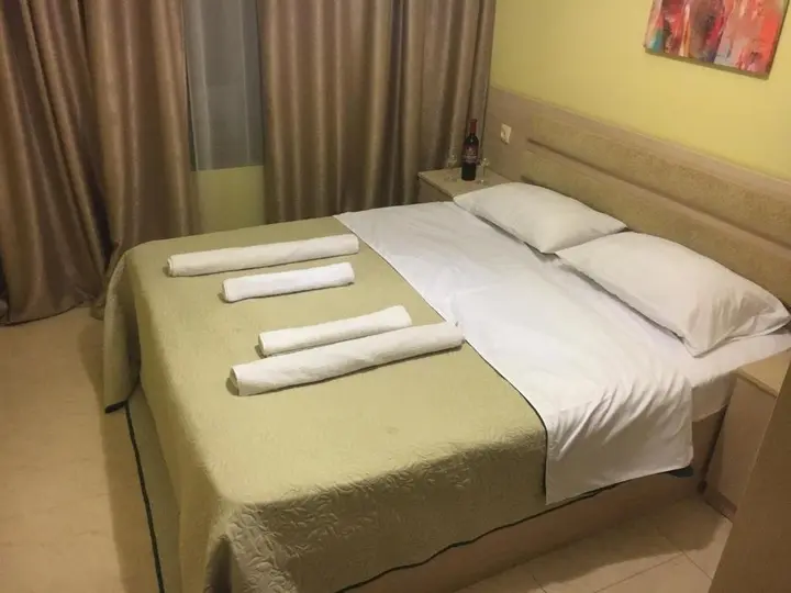 Уреки: Apart Hotel Family
