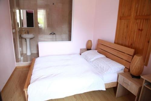 Степанцминда: Hotel Easy