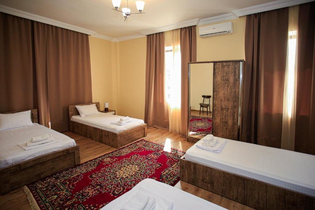 Телави: Bucha`s Guest House & Wine Cellar