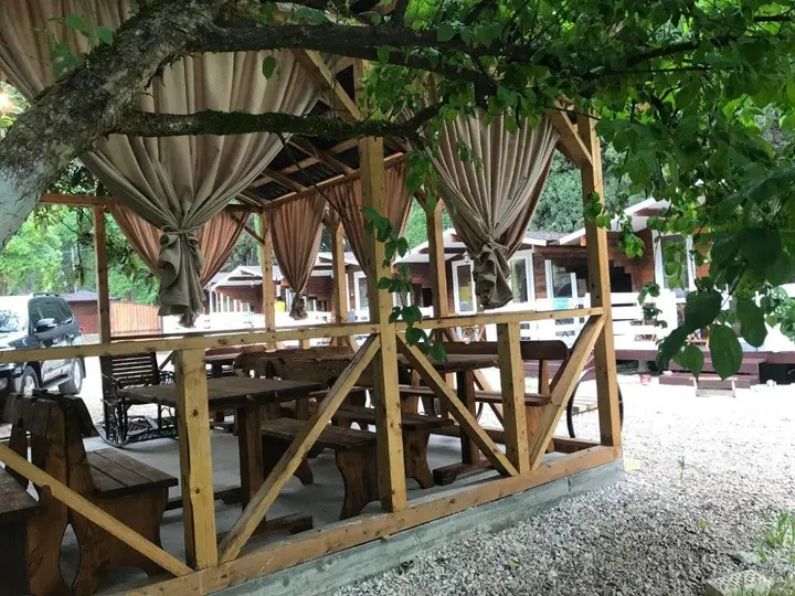Новый Афон: Parusa Guesthouse