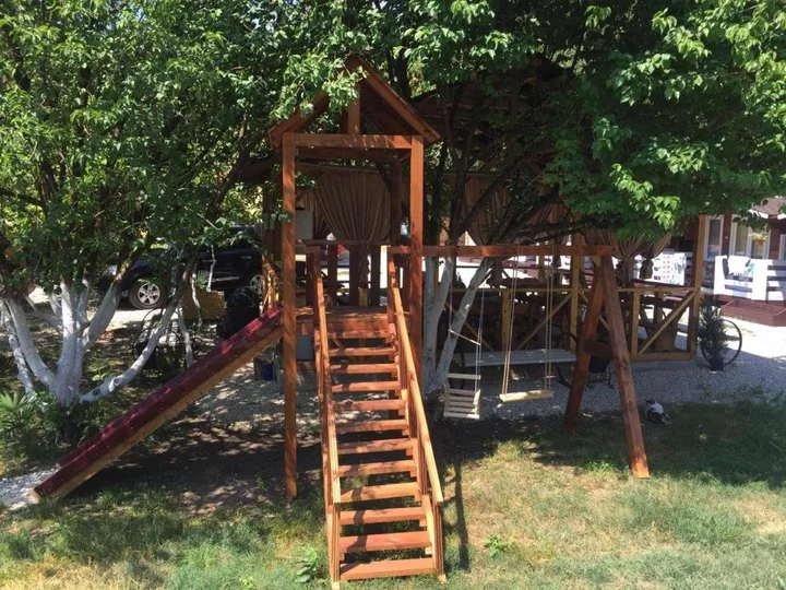 Новый Афон: Parusa Guesthouse