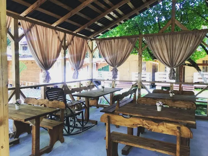Новый Афон: Parusa Guesthouse
