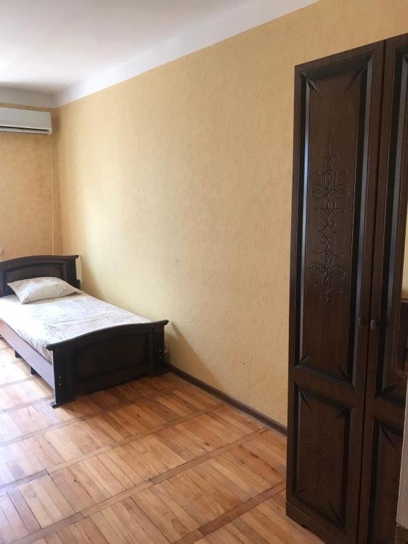 Новый Афон: Apartment on Lakoba