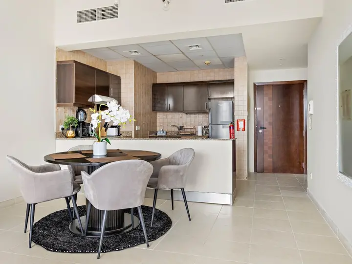 Дубай: Апартаменты Cosy 1-Bedroom La Fontana Brand New All Bills Inc