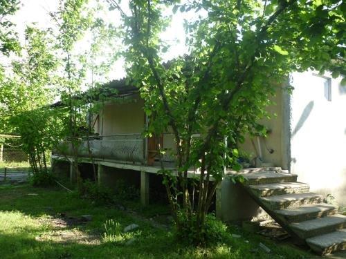 Дарчели: Bukona House