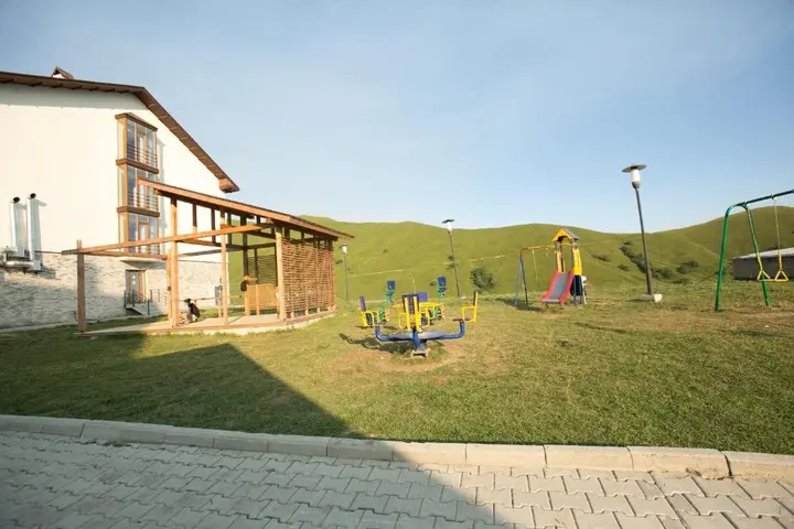 Гудаури: GoGudauri Apartment Suites