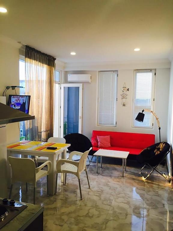 Уреки: Ureki Apartment