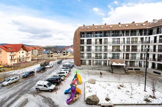 Бакуриани: Bright & Stylish Apt. in the Center of Bakuriani