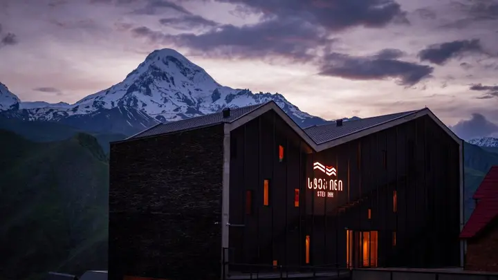 Степанцминда: Бутик-Отель Step Inn - Kazbegi