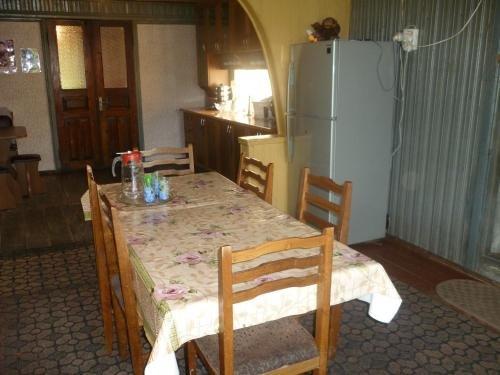 Анаклия: Revia`s House