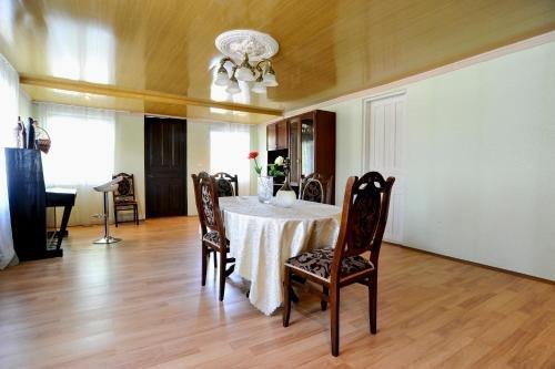 Анаклия: Mamanti House