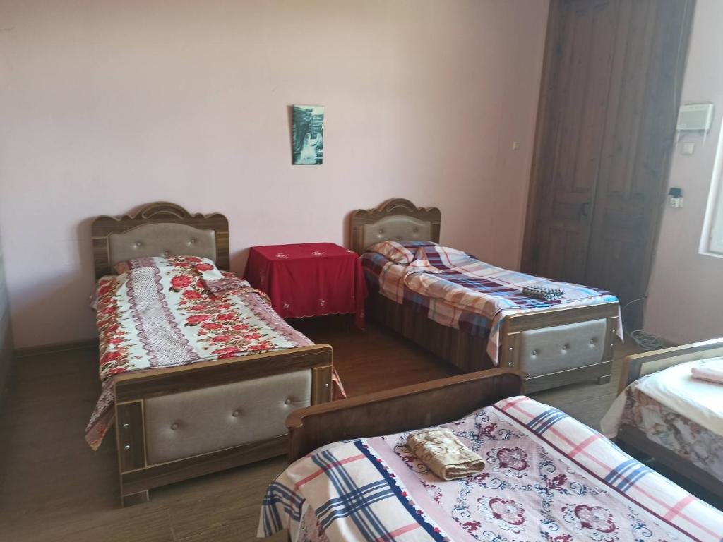 Зугдиди: Cozy hause