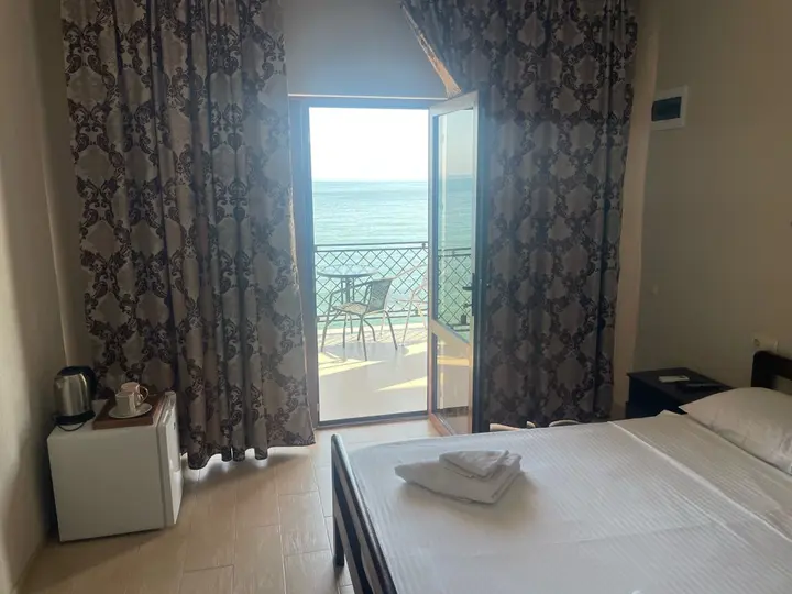Новый Афон: Мини-отель Leon Beach Hotel