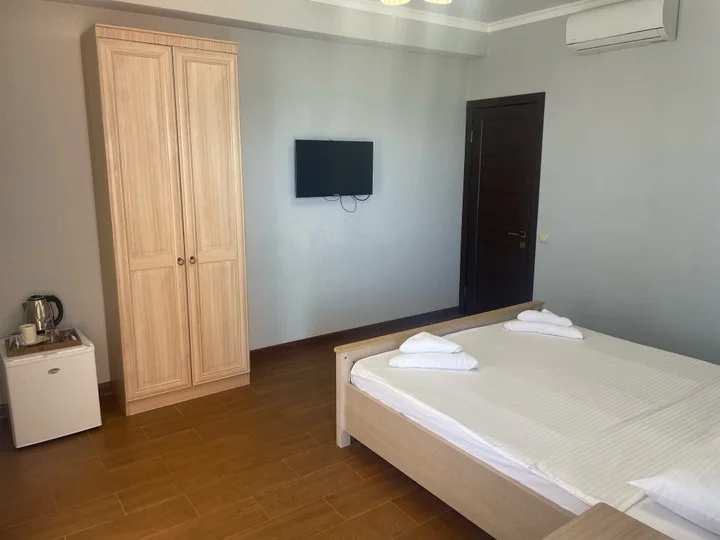 Новый Афон: Мини-отель Leon Beach Hotel