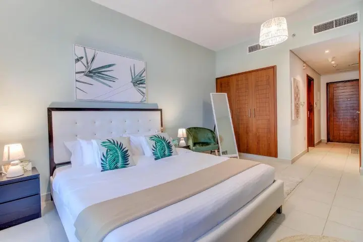 Дубай: Durrani Homes - Luxurious Studio near Dubai Mall with pool view